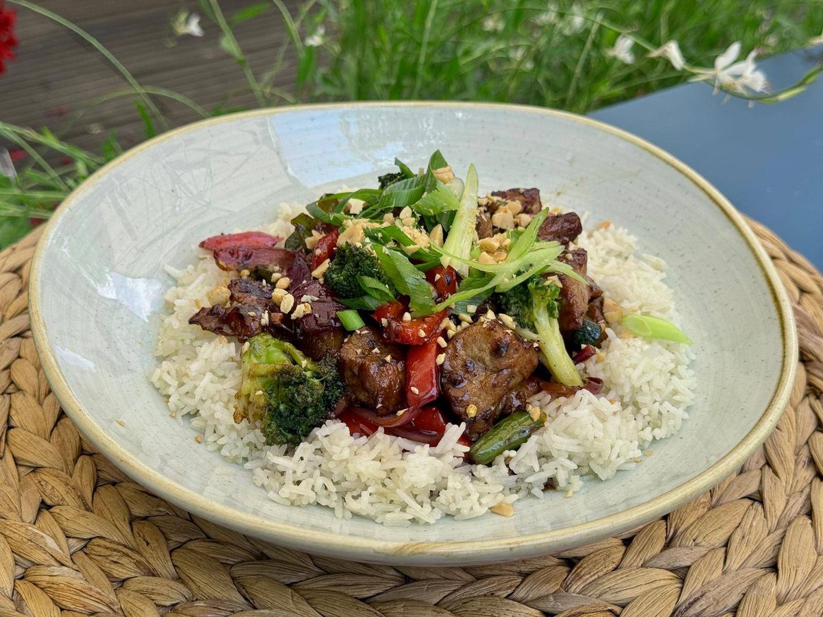 Tigaie Picantă de Porc